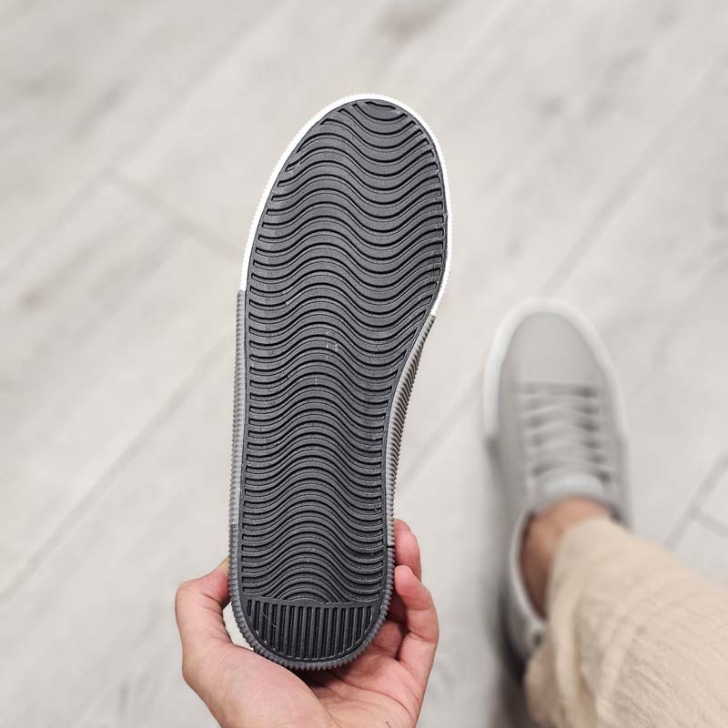 کفش کتونی مردانه مدل پول اند بیر طوسی روشن سایز 40 41 42 43 44 کفش کتونی مردانه مدل پول اند بیر طوسی روشن سایز 40 41 42 43 44