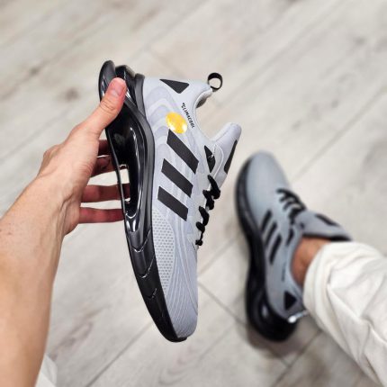 کتونی اسپرت مردانه آدیداس طوسی روشن سه خط سایز 41 تا 44