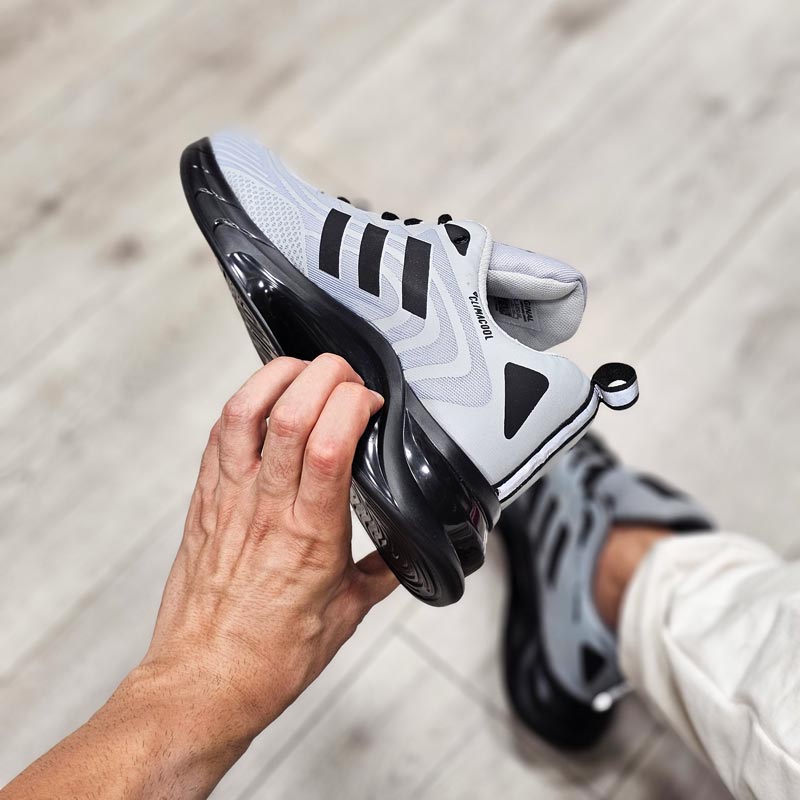 کتونی اسپرت مردانه آدیداس طوسی روشن سه خط سایز 41 تا 44 کتونی اسپرت مردانه آدیداس طوسی روشن سه خط سایز 41 تا 44